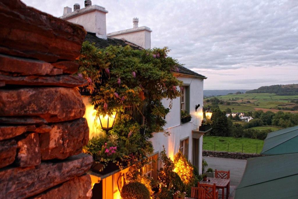 Mason'S Arms Hotel Bowland Bridge Exterior foto